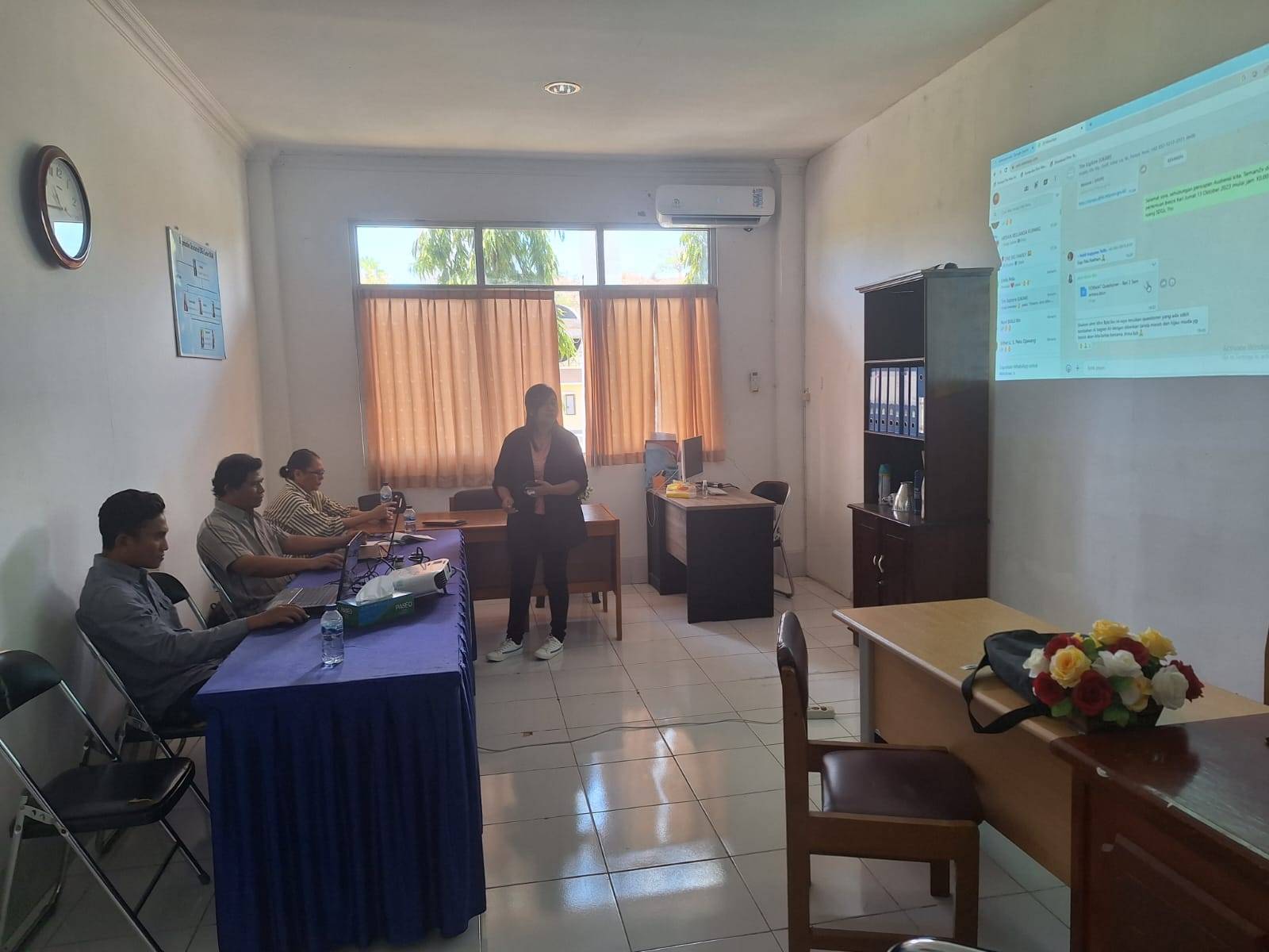 RAPAT PENYUSUNAN KUESIONER TIM EXPLORE CN040